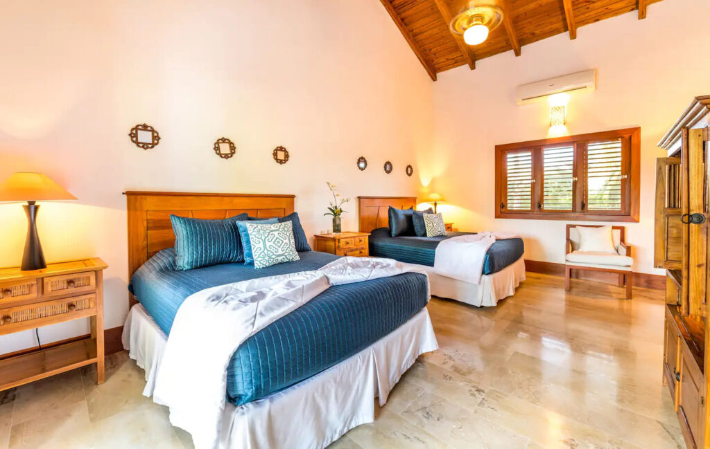 Villa Imperial - La Barranca 47 - Double Queen Beds